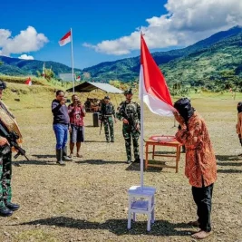 Delapan Anggota TPNPB-OPM Kembali ke NKRI di Kiwirok