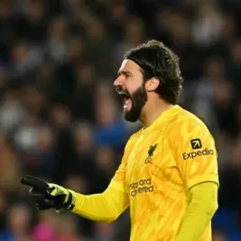 Alisson Becker Tuai Kritik Suporter Liverpool karena Absen Demi Piala Dunia 2026