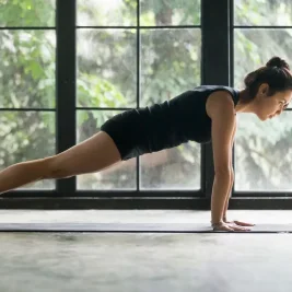 Plank Lebih Aman dari Crunch untuk Pemilik Cedera Punggung Bawah