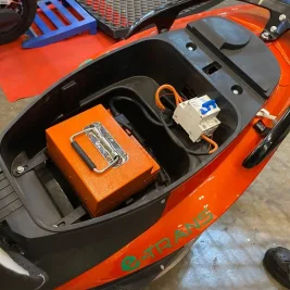 Pemilik Motor Listrik SLA Perlu Periksa Tegangan Baterai Berkala