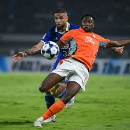 Igor Tolic Soroti Tantangan Logistik Persib Bandung Musim 2026/2027