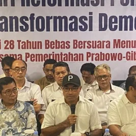 Haris Rusly Moti Kritik Narasi 'Indonesia Gelap' dan Gerakan Sosial Anomali