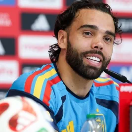 David Raya Siap Bersaing Jadi Kiper Utama Spanyol di Piala Dunia 2026