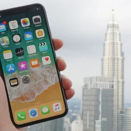 Alasan Apple Melewatkan iPhone 9 dan Memilih iPhone X