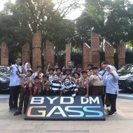 BYD Motor Indonesia Donasikan Alat Sekolah Lewat Penjualan Mobil