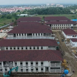 Dirut Nindya Karya Tinjau Proyek Sekolah Rakyat Deli Serdang