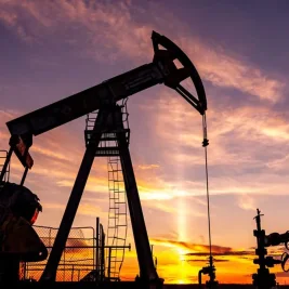 Harga Minyak Dunia Anjlok Hampir 6 Persen Usai AS dan Iran Sepakati Selat Hormuz