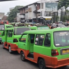 Wali Kota Bogor Larang Angkot Berusia di Atas 20 Tahun Beroperasi