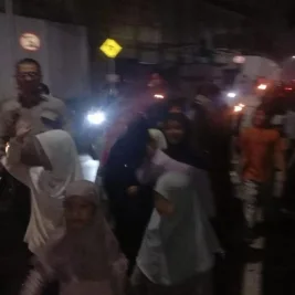 Polsek Ciputat Timur Kawal Pawai Obor Ratusan Warga Sambut Tahun Baru Islam