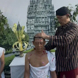 Ruwatan Sambut 1 Suro di Lasem: Ritual Pembersihan Diri dan Pusaka