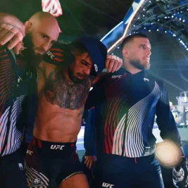 Justin Gaethje Rebut Sabuk Juara Kelas Ringan UFC dari Ilia Topuria