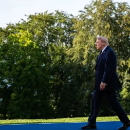 Trump Setujui Gencatan Senjata dengan Iran, Negosiasi Baru Dimulai