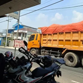 Truk ODOL Langgar Jam Operasional di Kramatwatu, Warga Keluhkan Kecelakaan Fatal