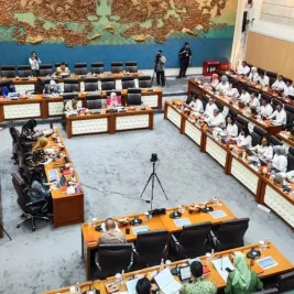 DPR Kritik Kinerja Menpar: Kunjungan Wisman Indonesia Paling Buncit di ASEAN