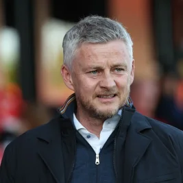 Ipswich Town Bidik Ole Gunnar Solskjaer Gantikan Kieran McKenna