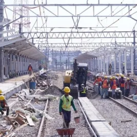 KAI Properti Perpanjang Peron Stasiun Bogor untuk KRL 12 Kereta