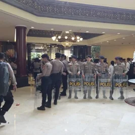 PN Jakarta Pusat Eksekusi Pengosongan Lahan Eks Hotel Sultan