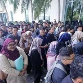 Ribuan Pencari Kerja Serbu Lowongan Pabrik Jerman di Melaka