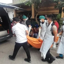 Jasad Lansia Membusuk Ditemukan di Rumah Kawasan Serang