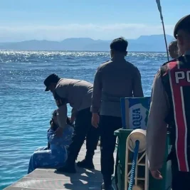 Wisatawan Wanita Ancam Loncat ke Laut di Nusa Penida Gegara Cekcok Jadwal Kapal