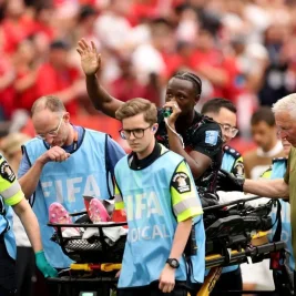 Gelandang Kanada Ismael Kone Cedera Parah Usai Tekel Keras Pemain Qatar