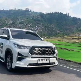 Road Trip Jakarta-Surabaya Pakai Innova Zenix Hybrid Hemat BBM