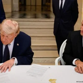 Trump dan Pezeshkian Tanda Tangani Kesepakatan di Tengah Ketegangan Timur Tengah