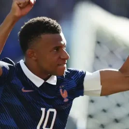 Mbappe Kenakan Emblem Sepatu Emas di Laga Perdana Piala Dunia 2026