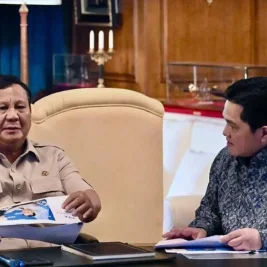 Prabowo Instruksikan Erick Thohir Benahi Kompetisi Sepak Bola Domestik