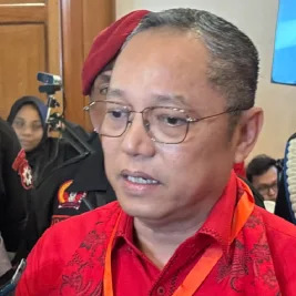 PDIP Tegaskan Posisi Penyeimbang dan Kritik Dominasi Koalisi DPR