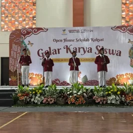 Siswa SRMA 24 Kediri Pamerkan Karya dan Prestasi dalam Open House