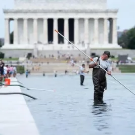 Trump Kuras Air Kolam Refleksi Monumen Lincoln Akibat Dugaan Vandalisme