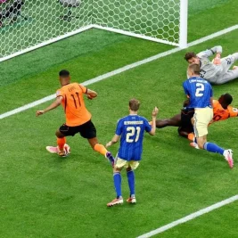 Belanda Hancurkan Swedia 5-1 di Piala Dunia 2026, Gakpo dan Brobbey Cetak Rekor