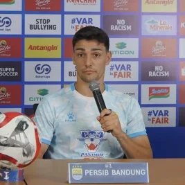 Persib Bandung Cari Bek Baru Usai Federico Barba Hengkang