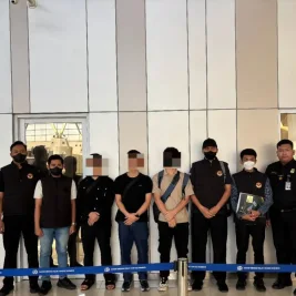 Imigrasi Surabaya Deportasi Tiga WNA Tiongkok karena Manipulasi Data Visa