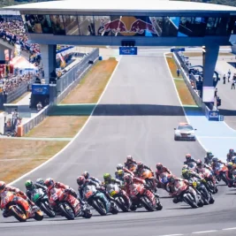 Veda Ega Pratama Start Posisi ke-20 di Moto3 Ceko Akibat Penalti