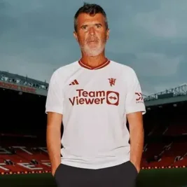 Roy Keane Kritik WAGs Timnas Inggris yang Pakai Jersey Bernama Pasangan