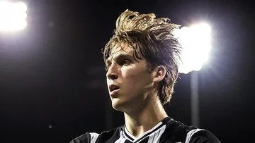 Erick Thohir Ungkap Update Naturalisasi Luke Vickery dan Mitchell Baker