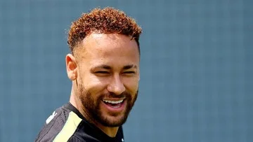 Neymar Pulih dari Cedera, Siap Tampil Lawan Skotlandia