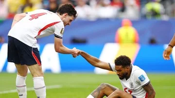 Declan Rice Terancam Absen Lawan Panama Akibat Cedera Betis