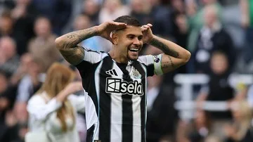 Newcastle Tolak Tawaran Arsenal untuk Bruno Guimaraes