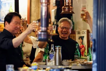 CEO Nvidia Jensen Huang Tak Pakai Jam Tangan, Fokus pada Momen Saat Ini
