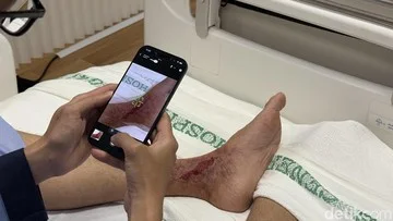 Dokter dan Perawat di Singapura Manfaatkan iPhone dan iPad untuk Rawat Pasien