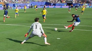 Hasil Prancis vs Swedia: Les Bleus Menang 3-0, Tembus Babak 16 Besar