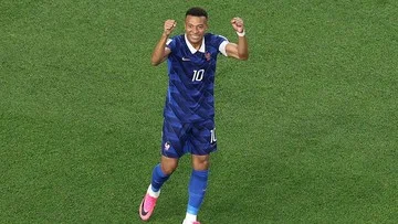 Mbappe Cetak Brace, Media Sosial Heboh Rekor Messi Terancam
