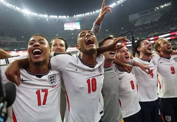 Inggris Singkirkan Meksiko dengan 10 Pemain, Melaju ke Perempatfinal