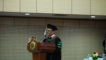 Ketua KONI DKI Jakarta Dikukuhkan sebagai Guru Besar Ilmu Kepelatihan Panahan
