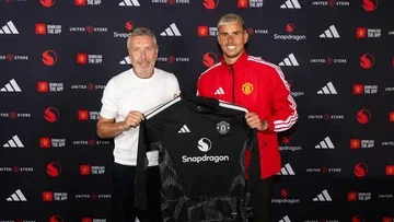 Manchester United Resmi Rekrut Karl Darlow dari Leeds United