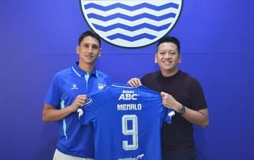Balsa Sekulic dan Luka Menalo 'Rebutan' Nomor Punggung 9 di Persib