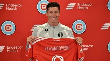 Lewandowski Resmi ke Chicago Fire, Tak Mau Main di Klub Eropa Lain